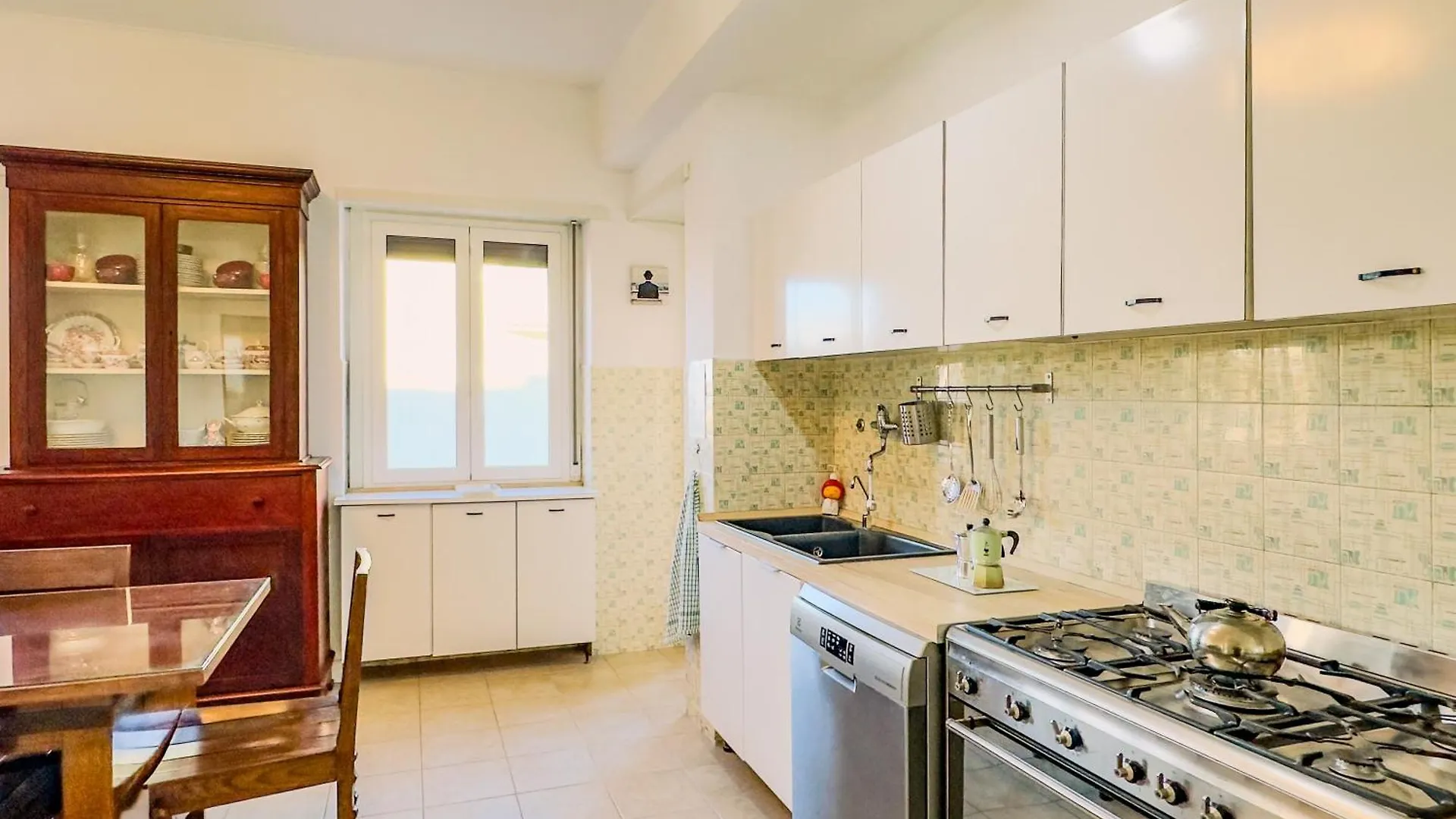 Apartment Old Fashion Pigneto - Luxurious Terrace & Comfort! Rome Italy